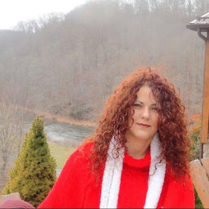 Meet your Posher, Monika